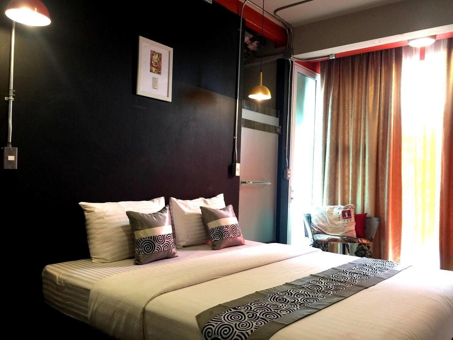 Silom Art Hostel Bangkok Eksteriør billede