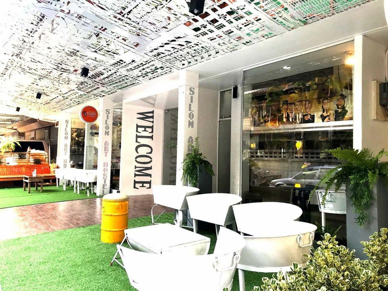 Silom Art Hostel Bangkok Eksteriør billede