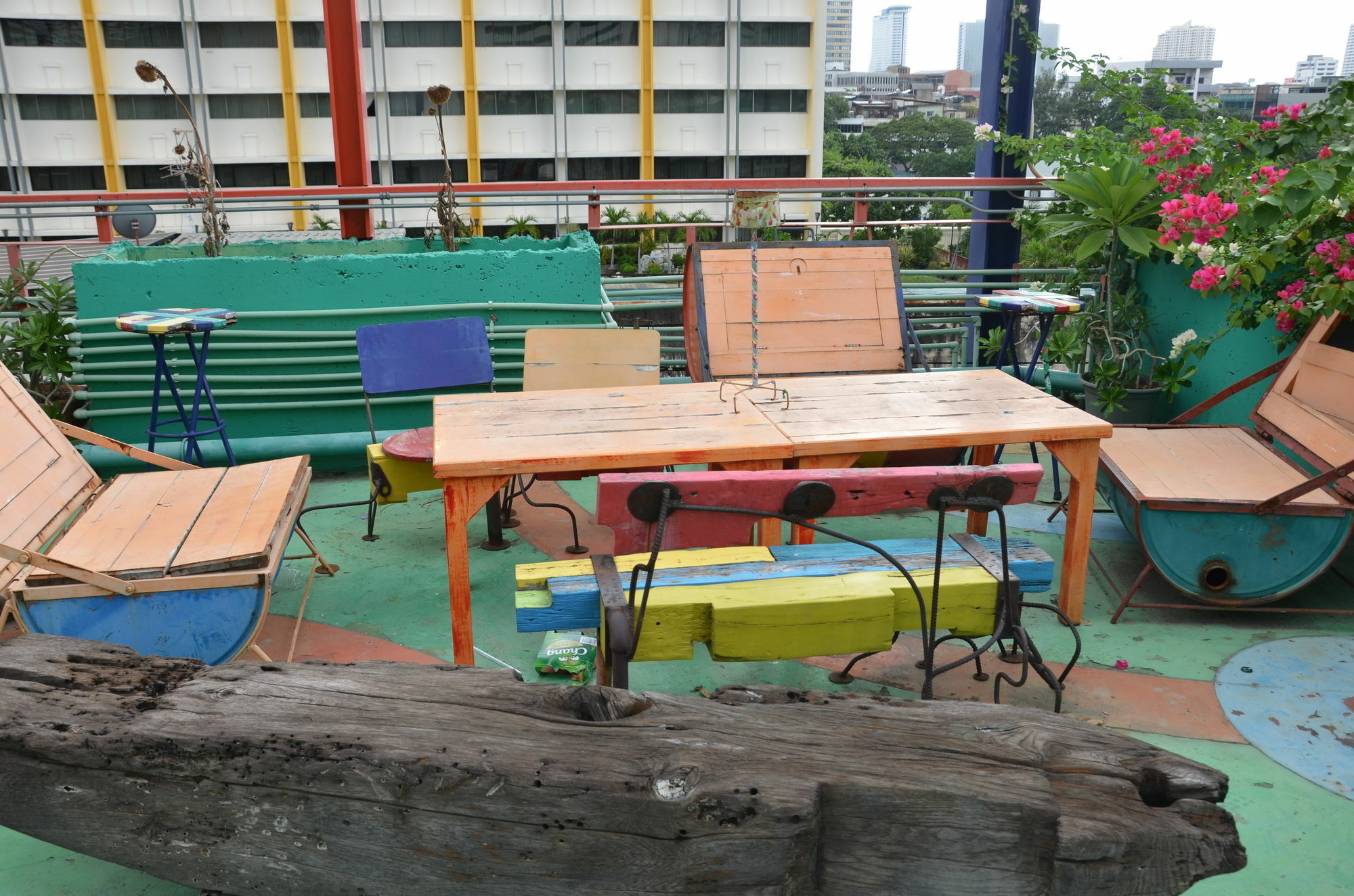 Silom Art Hostel Bangkok Eksteriør billede