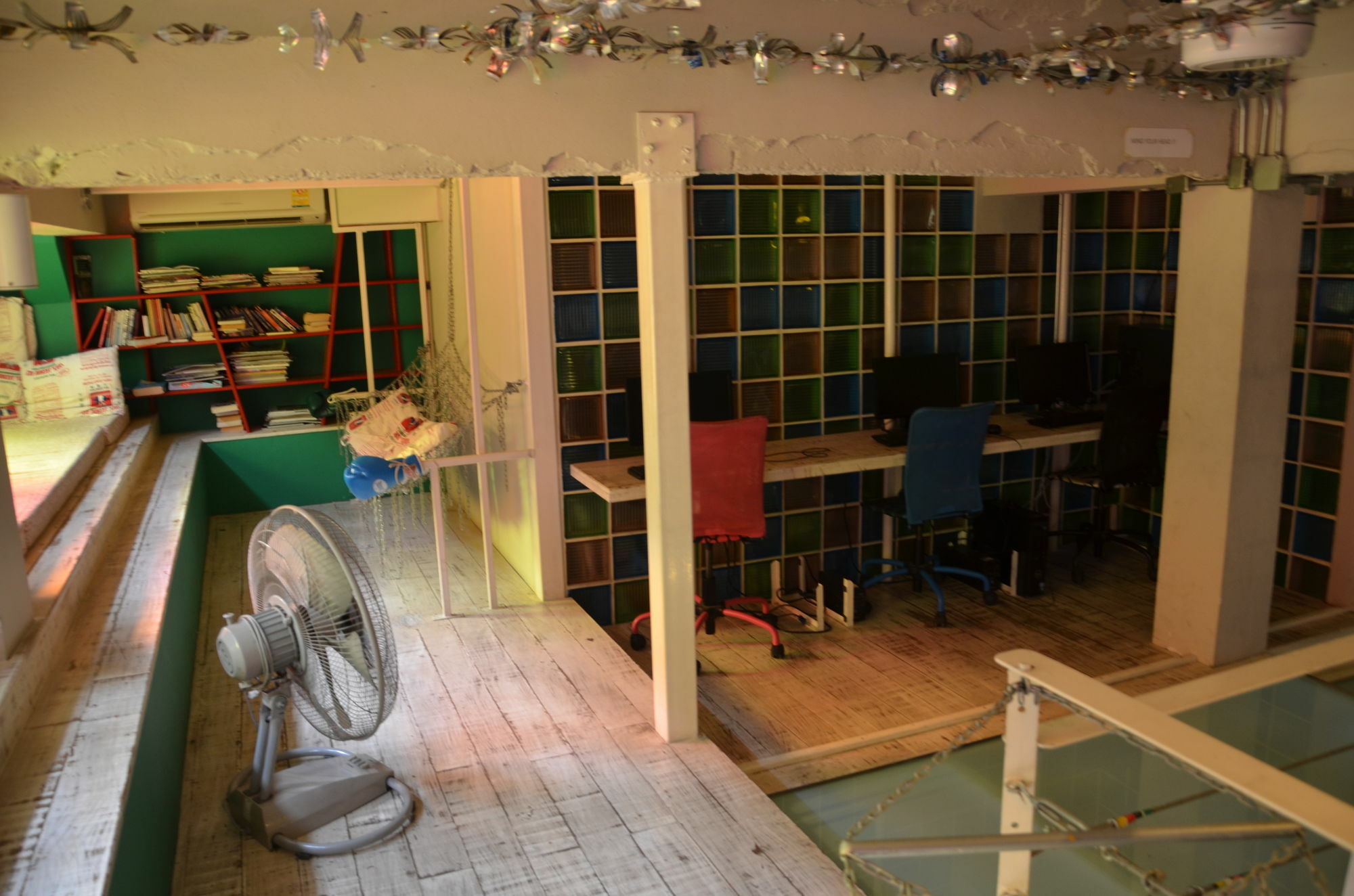 Silom Art Hostel Bangkok Eksteriør billede